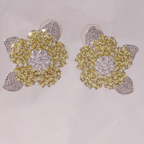 Cubic Zirconia Flower Earring