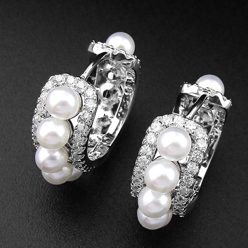 Cubic Zirconia Pave Pearl Huggie Earring